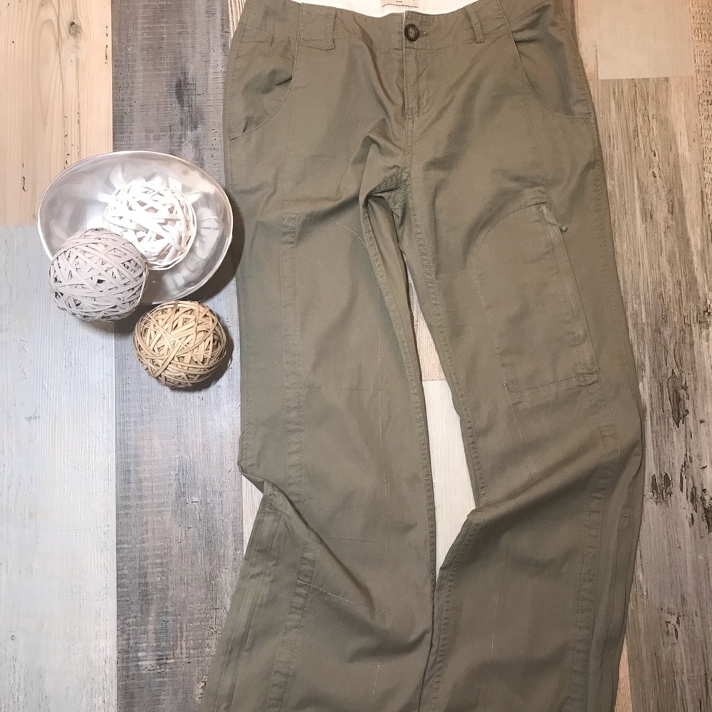 Banana Republic Women’s cargo pants size 6 EUC